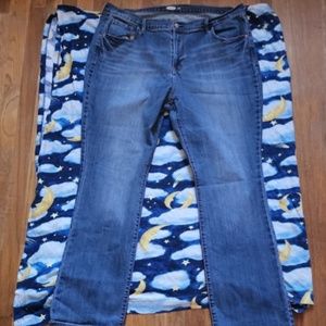 Old Navy Womens Jeans SIZE 20